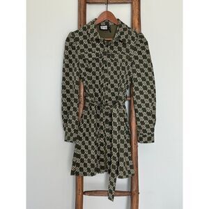 Reclaimed Vintage inspired shirt dress in green logo print Size 8